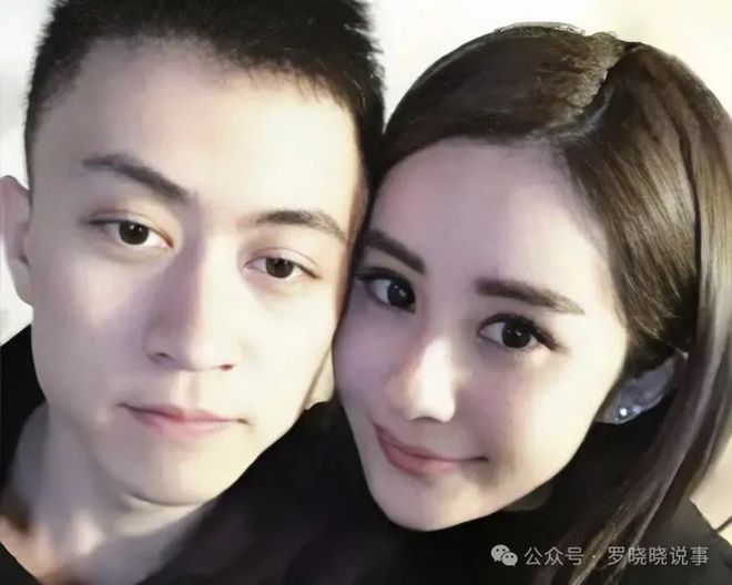 私人飞机随时开神秘富二代秦奋是什么来头？PG麻将胡了试玩平台千万豪车随便撞36亿(图8)