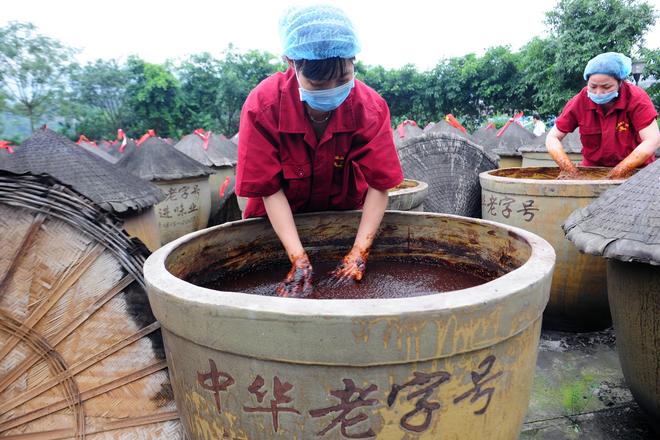 年匠心酿岁月 薪火相传谱新篇麻将胡了2试玩江津酿造：百(图9)